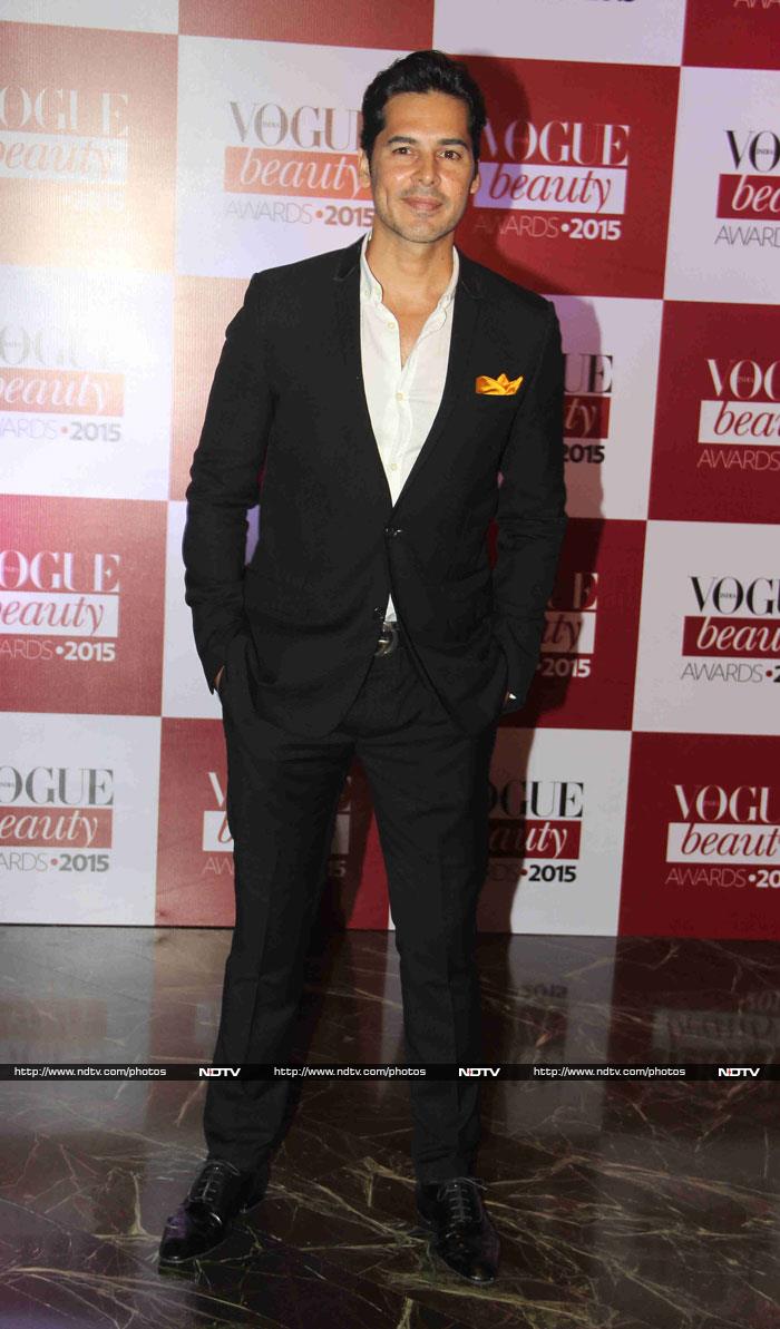 Anushka, Virat Lead Celeb Roll Call at Vogue Beauty Awards