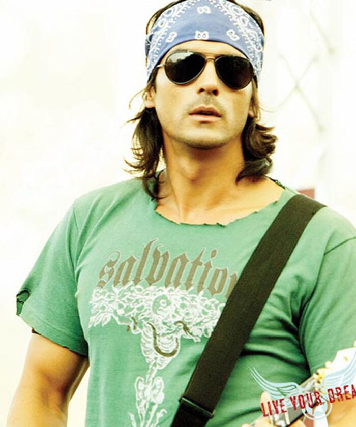 Happy Birthday Arjun Rampal!