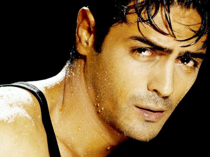 Happy Birthday Arjun Rampal!