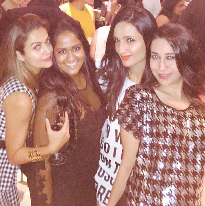 Inside Pics of Salman\'s Birthday Party For Sister Arpita