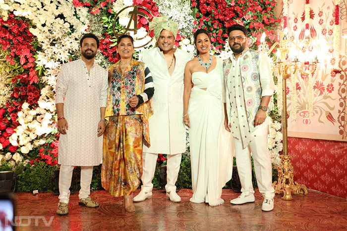 Arti Singh And Dipak Chauhan\'s Wedding Album With Fam-Jam Pics