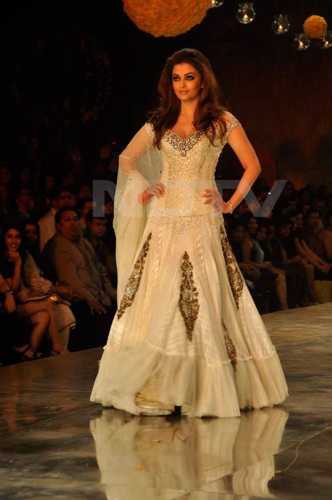 Ash walks the ramp for Manish