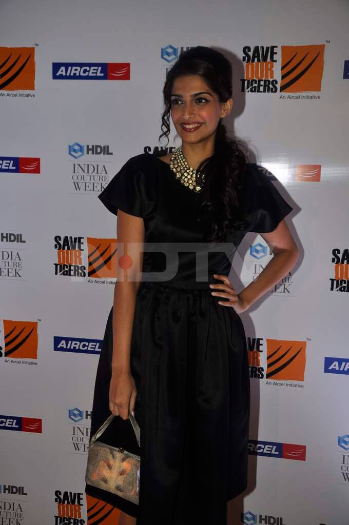 Sonam Kapoor teams black with heavy duty bling.