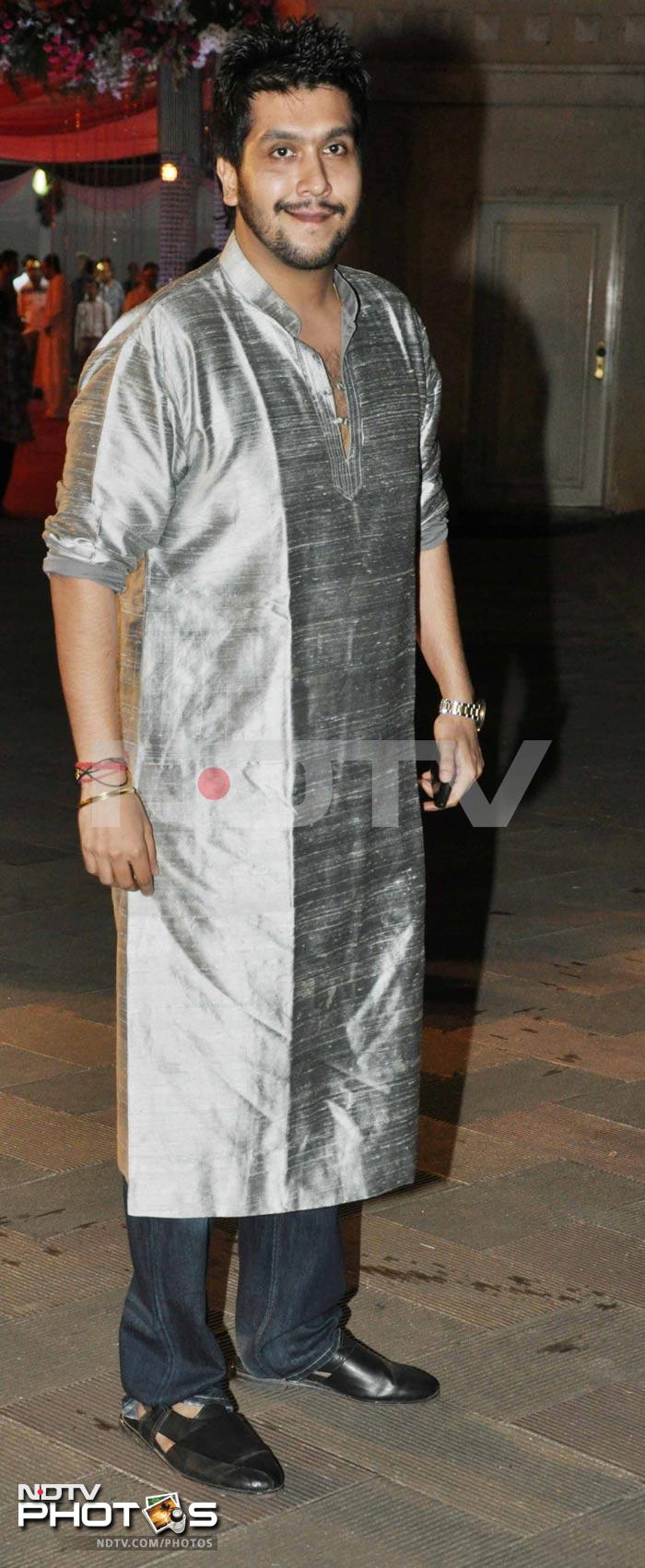 Ranbir, Ajay, Kajol at Sanjay's Mata Ki Chowki