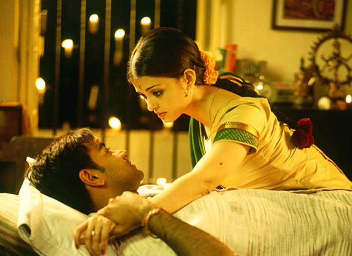 An adaptation of the short story <I>The Gift of the Magi</I> by O Henry, Raincoat is a story of two lovers Ash and Ajay Devgn, who are separated by the destiny.