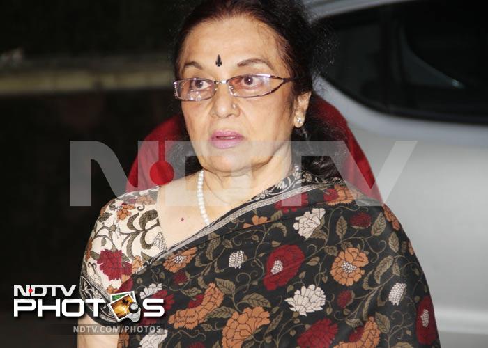Ever graceful, Asha Parekh turns 70