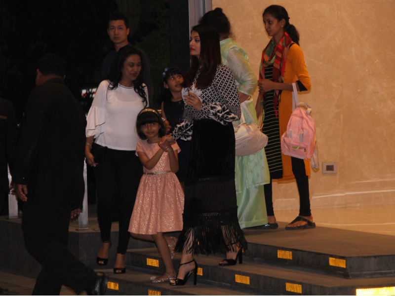Aishwarya And Aaradhya Lit Up Mumbai