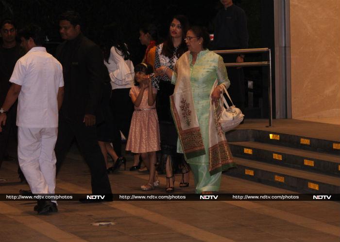 Aishwarya And Aaradhya Lit Up Mumbai