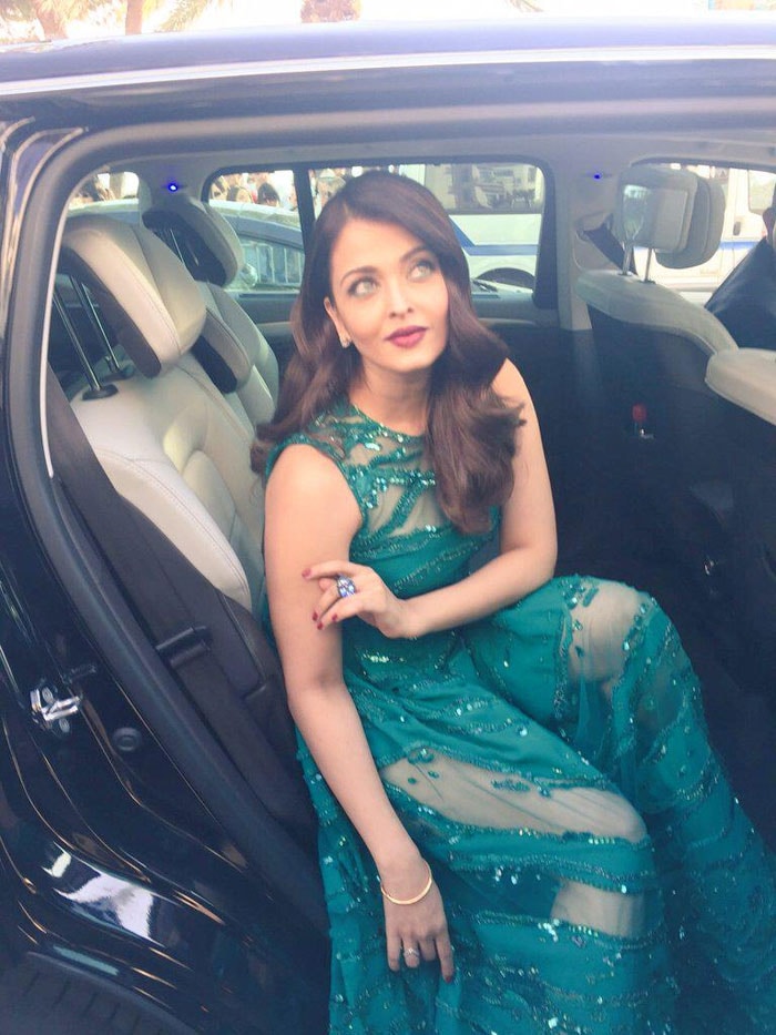 Cannes 2015: Envious Much? Aishwarya Rai Stuns in Elie Saab
