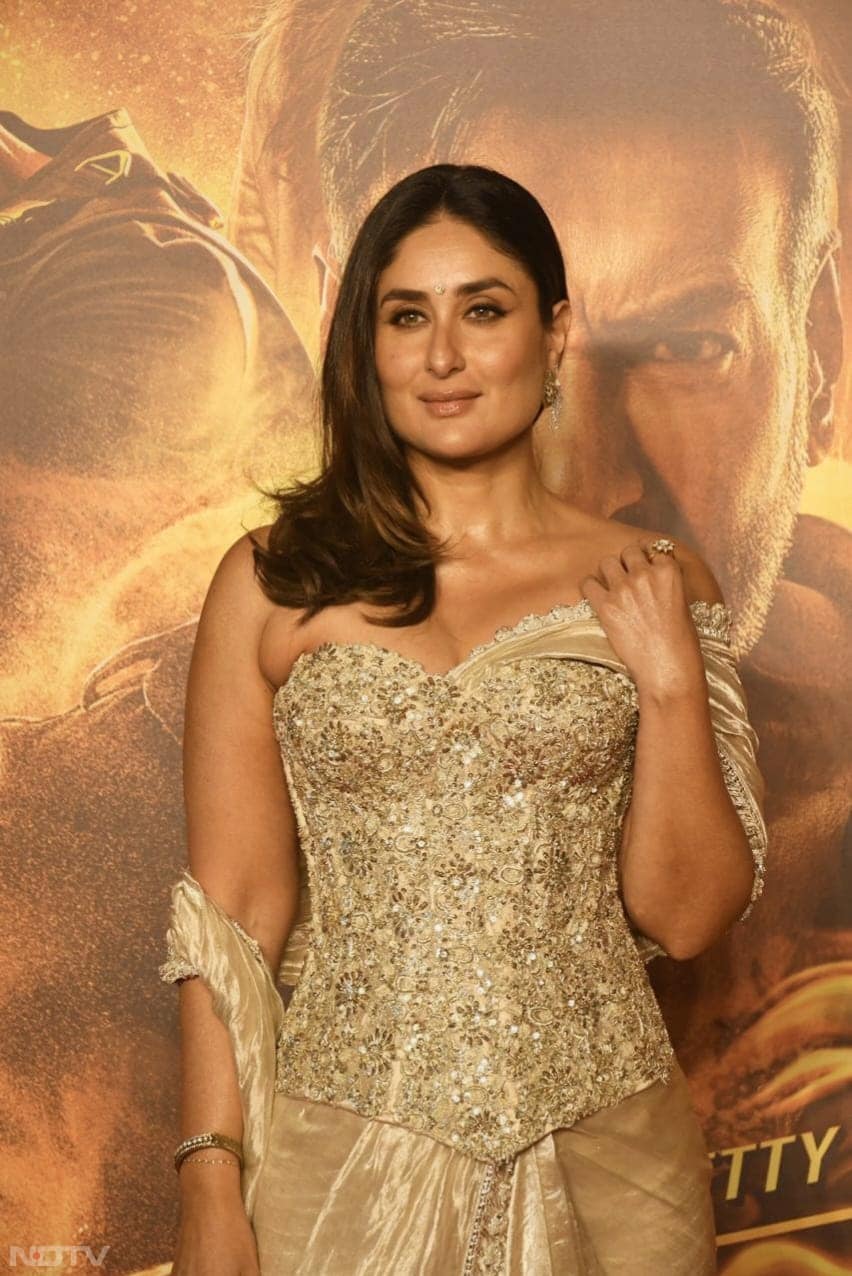 Behold the glory of Kareena Kapoor. (Image Courtesy: Varinder Chawla)