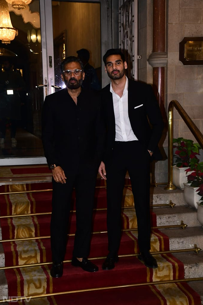 At Raveena Taurani"s Wedding Reception: Ayushmann, Sonakshi, Huma, The Shettys And Others