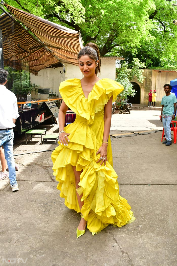 And it was all yellow for the show's judge Shilpa Shetty. (Image courtesy: Varinder Chawla)