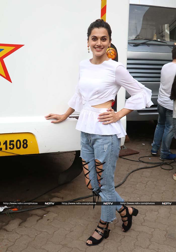Taapsee Pannu, Sonakshi Sinha\'s Day Out In Mumbai