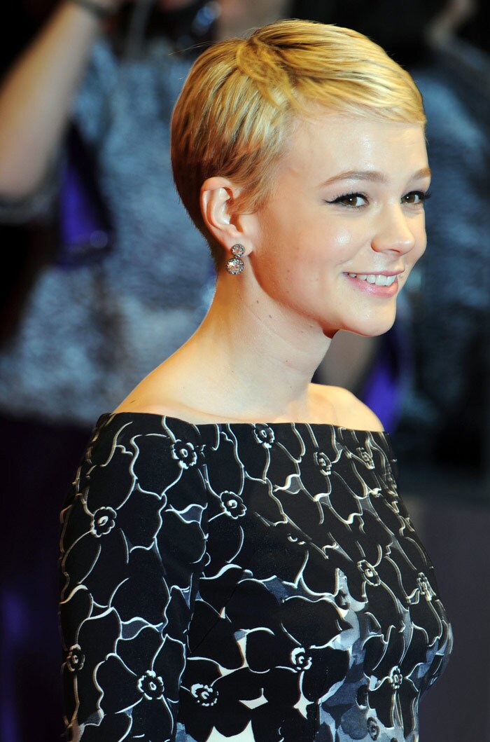 British actress Carey Mulligan arrives for the British Academy of Film Awards (BAFTA) at the Royal Opera House in central London, on February 21, 2010. Mulligan is nominated for 'Leading Actress' for her role in <i>An Education</i>. (Photo: AFP)