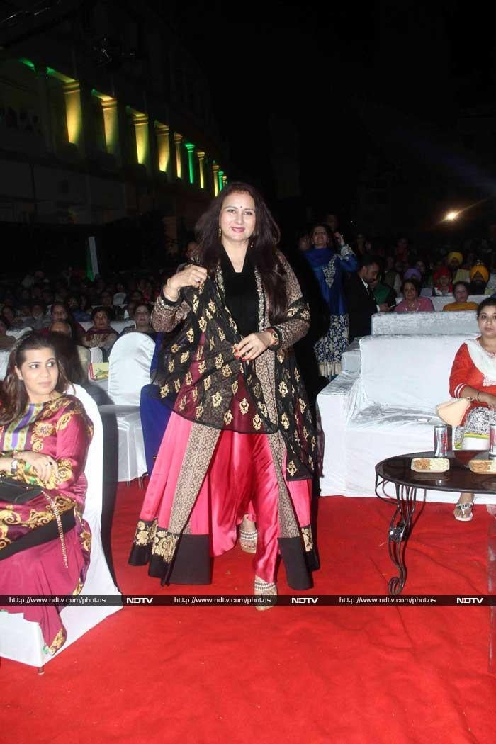 Baisakhi Blast with Shilpa Shetty, Pooja Batra