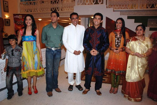 Commenting on <i>Basera</i>, Prem Sagar of Sagar Arts said, ?We have come up with a show which has a social message to convey. <i>Basera</i> will open the eyes of both parents as well as the younger generation of today. It?s a classic family saga for viewers of all ages.? (Photos:IANS)