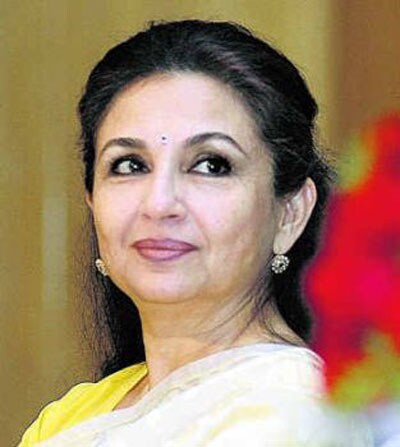 <B>Sharmila Tagore</b>: I'm very, very happy for both of them (A R Rahman and Gulzar).