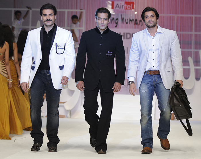 Bollywood walks for Salman\'s cause