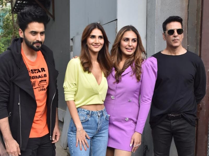 Photo : Vaani, Huma And Akshay Promote Bell Bottom In Style
