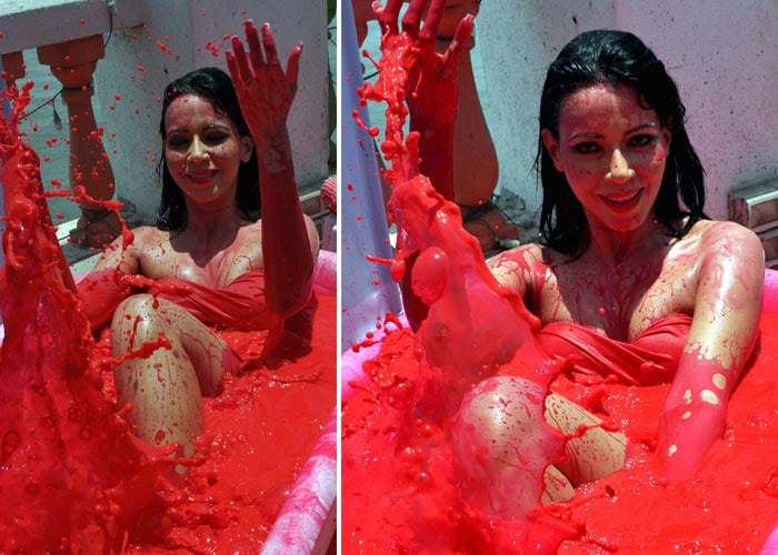 Bathing beauty Rozlyn Khan sees red