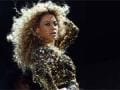 Photo : Beyonce closes the show at Glastonbury