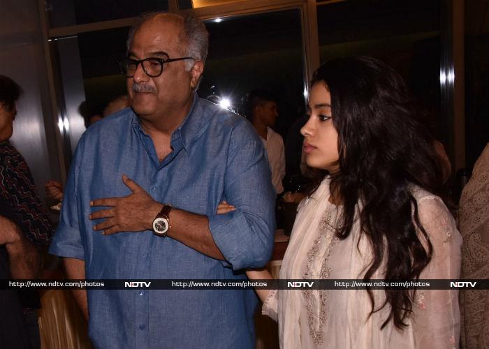 Ishaan Invites Janhvi, Boney Kapoor And Others To Watch His New Film