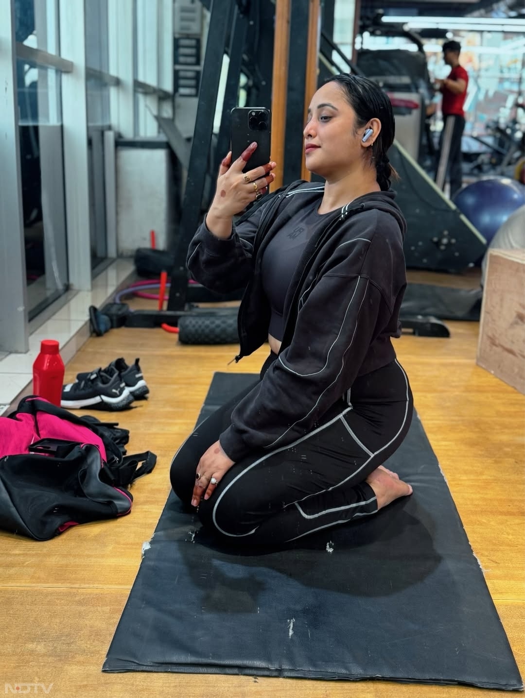 रानी की इन तस्&zwj;वीरों को उनके फैंस काफी पसंद करते हैं.