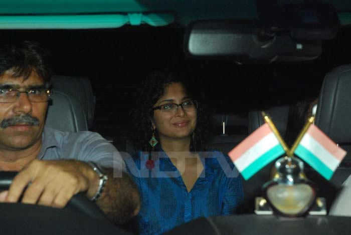 Aamir's wife Kiran Rao arrives on her own.