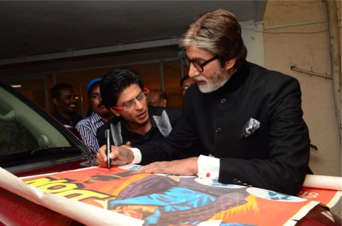 Autograph please: SRK to Big B