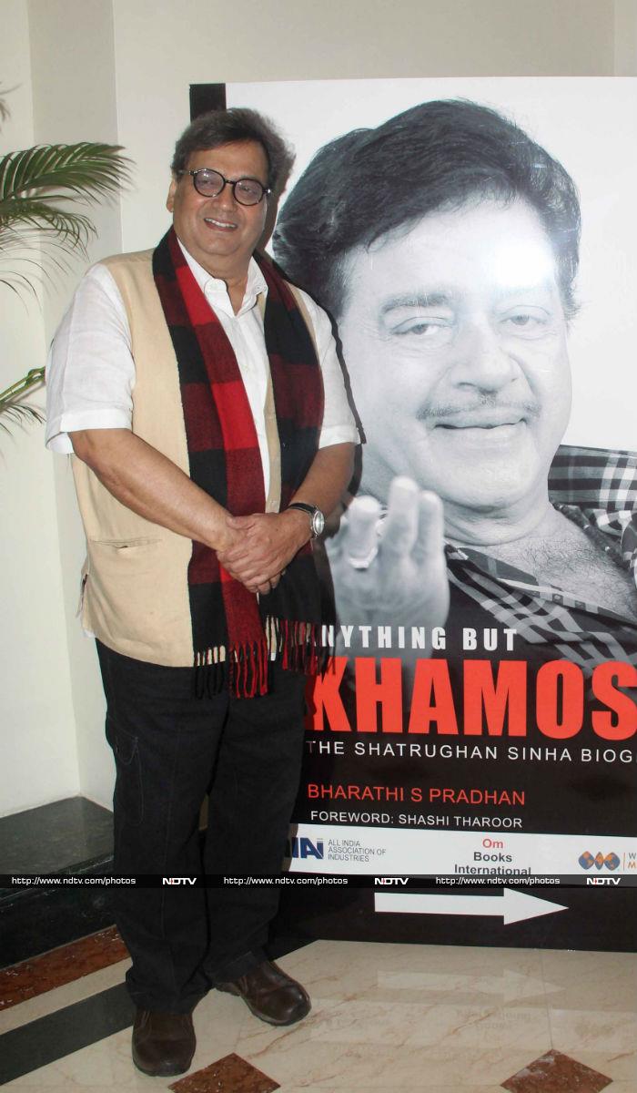 No Khamoshi Here: Big B Launches Shatrughan Sinha\'s Biography