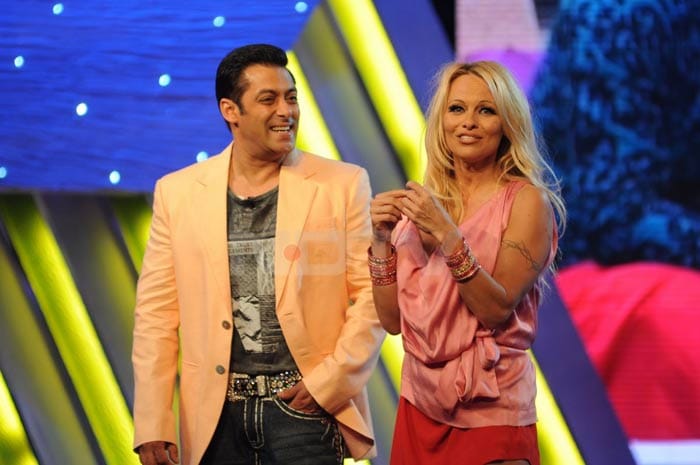 Bigg Boss: Pamela\'s Spectacular Exit!