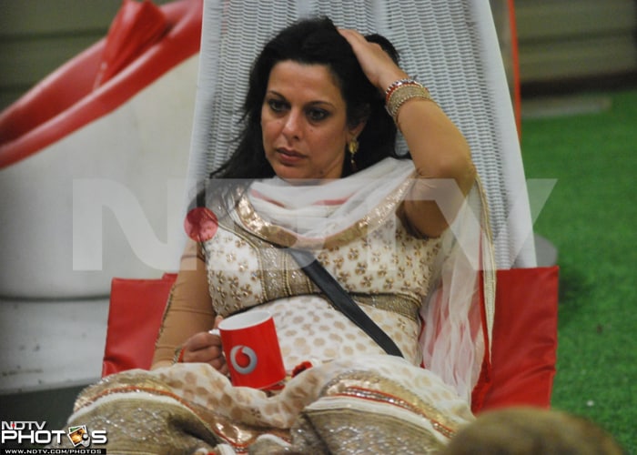 Pooja Bedi voted out of Bigg Boss