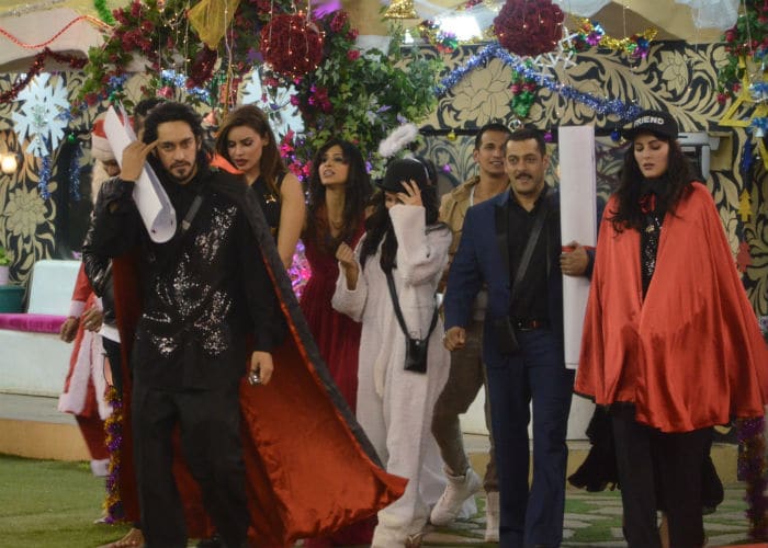 Bigg Boss 9: Contestants Celebrate Salman Khan\'s Birthday