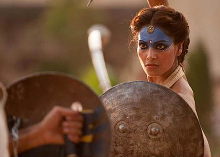 Stills: Bipasha in Hollywood debut Singularity