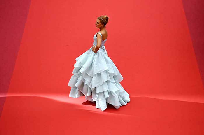 Cannes 2016: Blake Lively, Cheryl Cole\'s Stunning Red Carpet Show