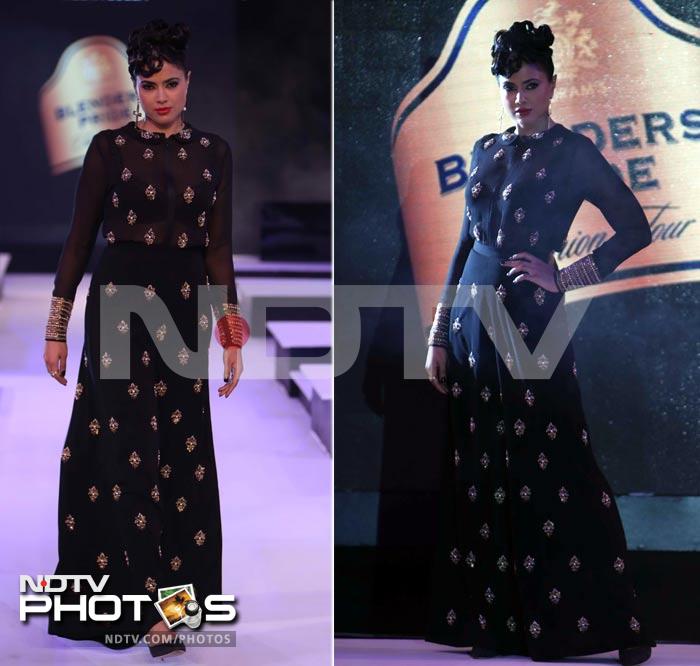 Sameera Reddy and her black Neeta Lulla outfit leaves us underwhelmed.