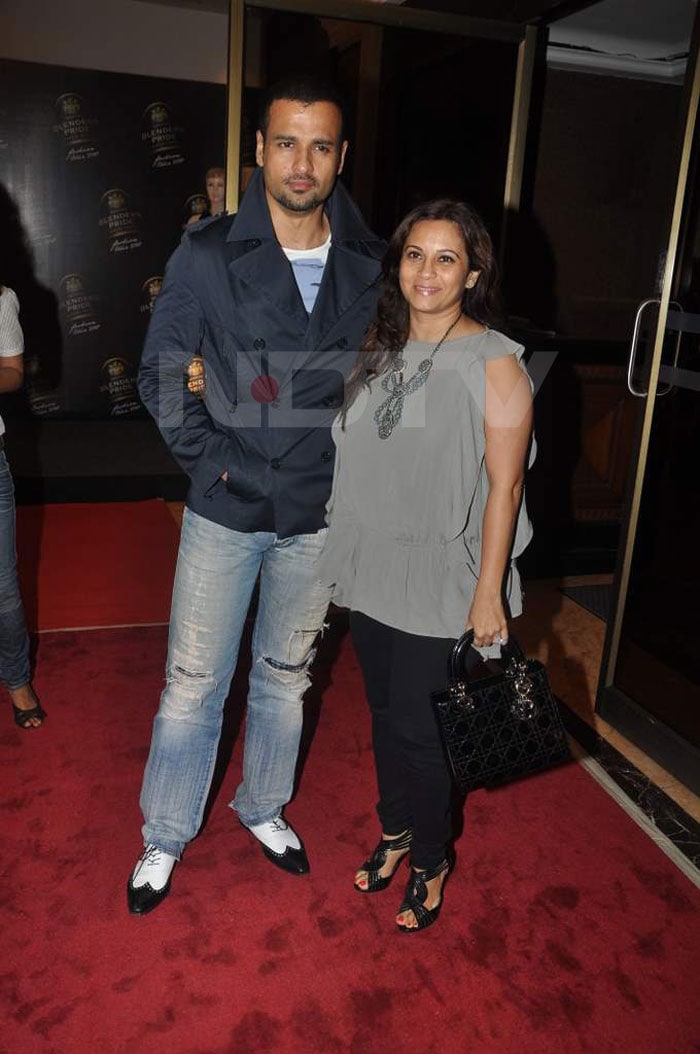 Rohit Roy and wife Manasi Joshi Roy