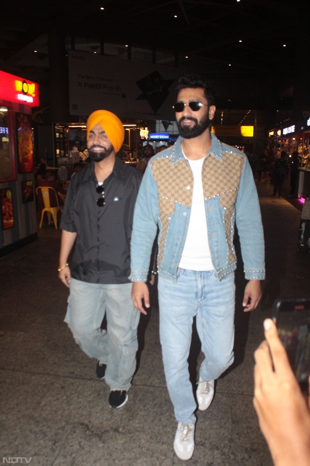Blockbuster Airport Spotting: Vicky Kaushal And Ammy Virk