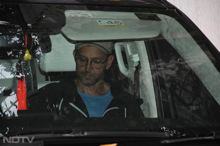 Hrithik Roshan clicked inside his car. (Image Courtesy: Varinder Chawla)