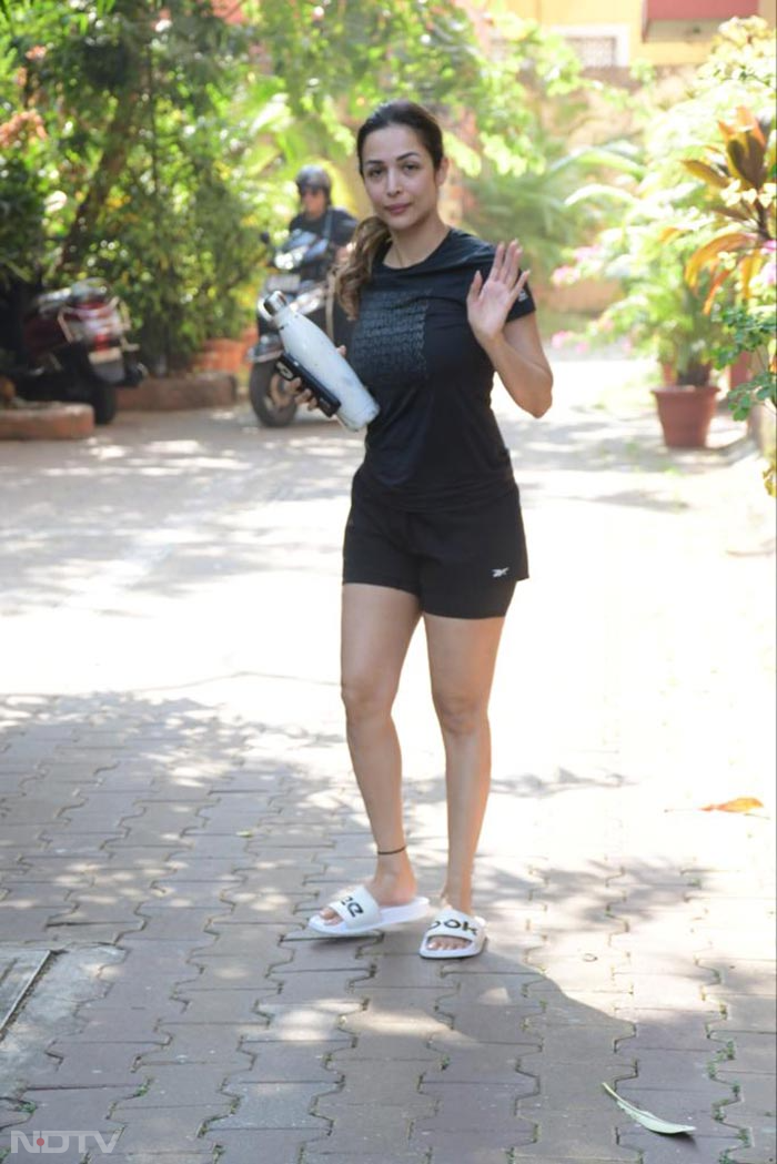 Malaika Arora was spotted at her yoga studio. (Image courtesy: Varinder Chawla)