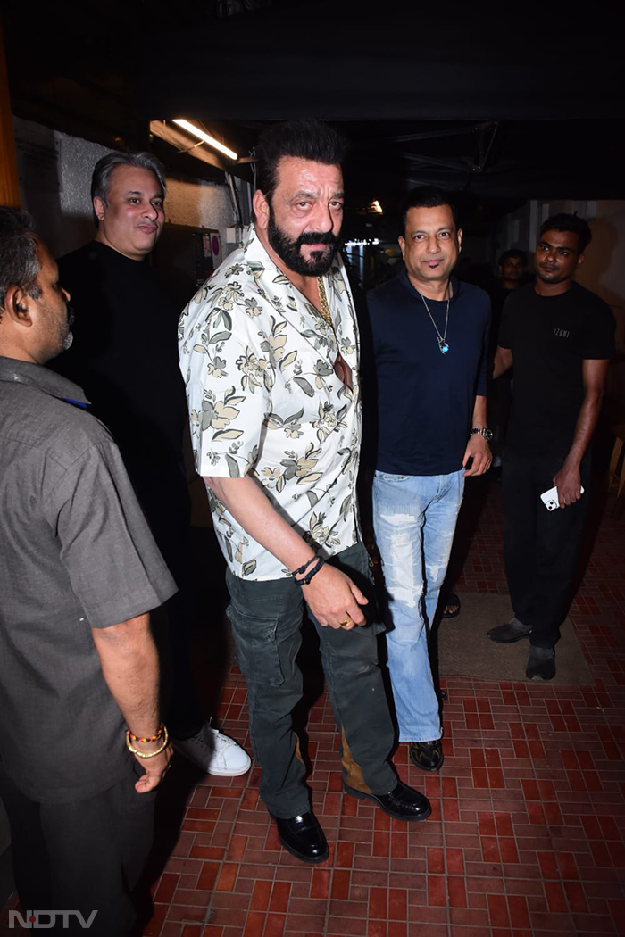 Blockbuster Celeb Spotting: Shilpa Shetty, Sanjay Dutt And Others