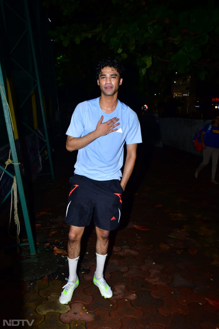 Blockbuster Spotting: Rashmika Mandanna, Malaika Arora, Shraddha Kapoor And Others