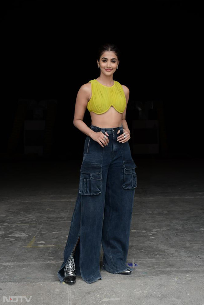 Pooja Hegde was spotted at the Mehboob Studios. (Image courtesy: Varinder Chawla)