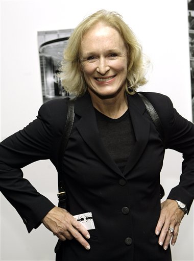 Glenn Close poses for photographers as she arrives at the Museum of Modern Art in New York for a special screening of the new film Blood Diamond.