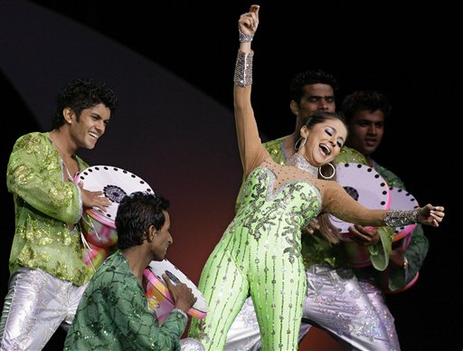 Urmila Matondkar performs a dance routine at the 9th annual Bollywood Movie Awards in Uniondale, NY.