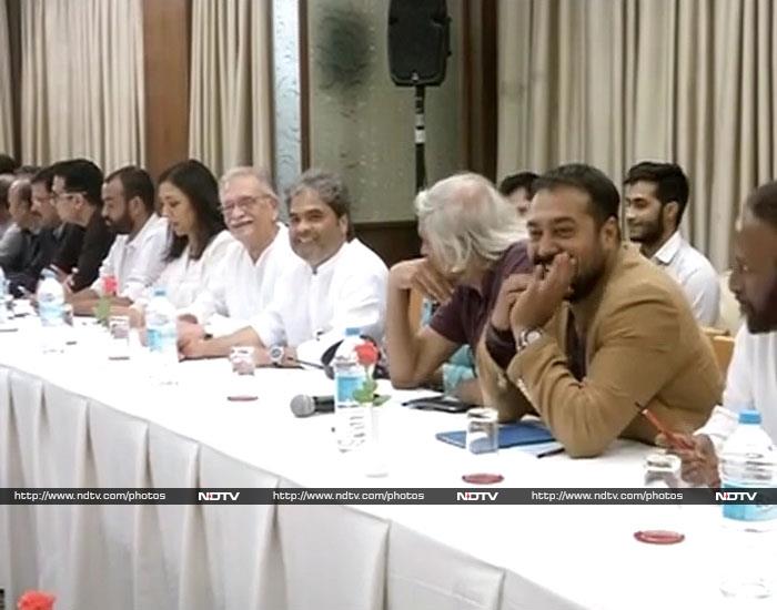 Bollywood Meets the Minister: Aamir, Anushka, Vidya Discuss Censor Board
