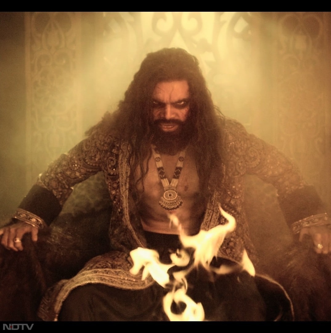ऋषभ साहनी, नागबंधम में अहमद शाह अब्दाली बनकर आए. इस किरदार से वो चीजों को एक लेवल ऊपर ले गए.