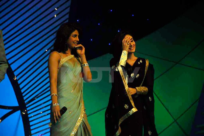 Priyanka-Kareena: The Priyanka - Kareena's infamous spat came to an end recently when the two lovely ladies hugged and made up at the Umang 2011 celebrations in Mumbai.