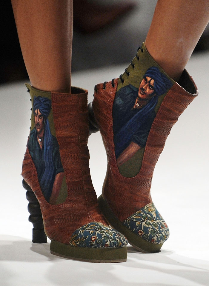 Bollywood icons now on your shoes!