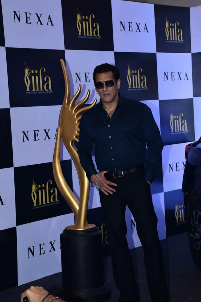 IIFA 2022 प्रेस कॉन्फ्रेंस में सलमान खान ने धमाकेदार एंट्री की थी.